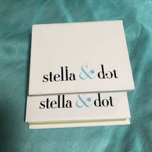 Stella and dot post it note pack